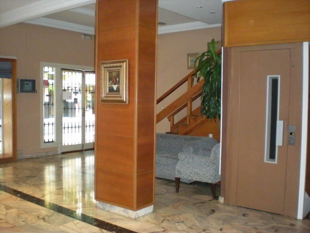 Hotel New Sanz توريمولينوس المظهر الخارجي الصورة